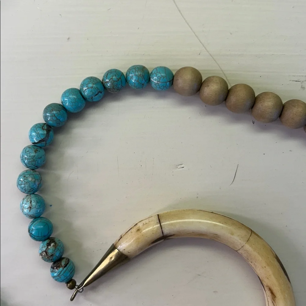 Turquoise and Natural Bead Horn Pendant Necklace - Picture 3 of 3
